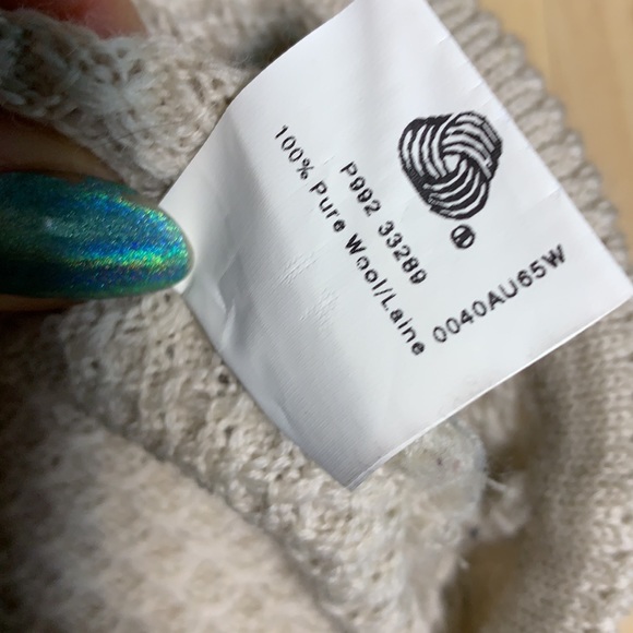 GEIGER Collections Vintage Boiled Wool Button Sweater - Picture 8 of 8